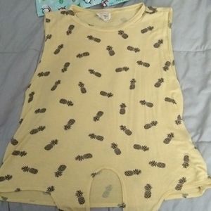 Pineapple tie front tank